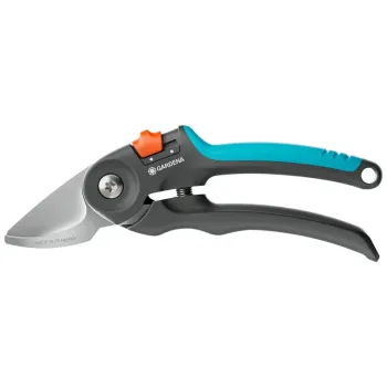 http://hosagep.test.w2d.hu/media_ws/10300/2037/idx/gardena-premiumcut-flex-metszoollo.webp