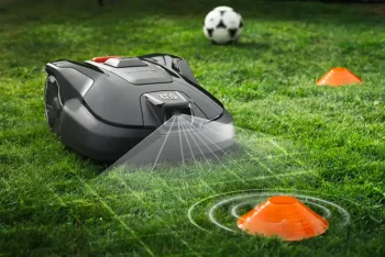 AM308V   Határolóhuzal nélküli robotfűnyíró 2.Kép